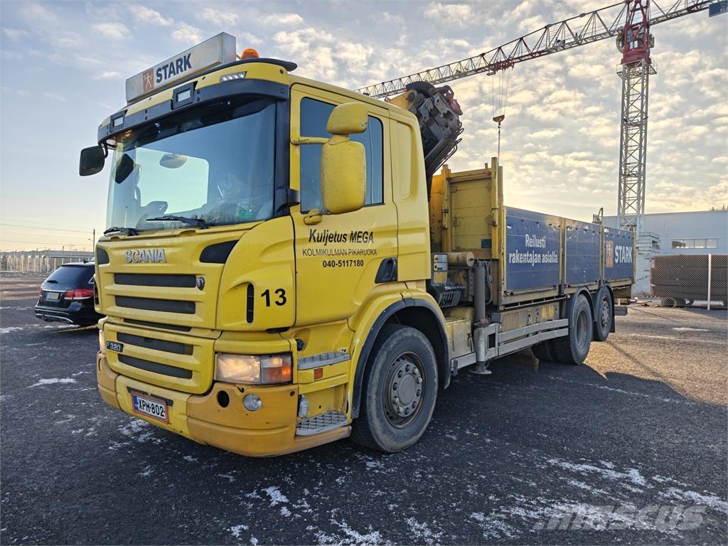 Scania P320 Vlakke laadvloer met kraan
