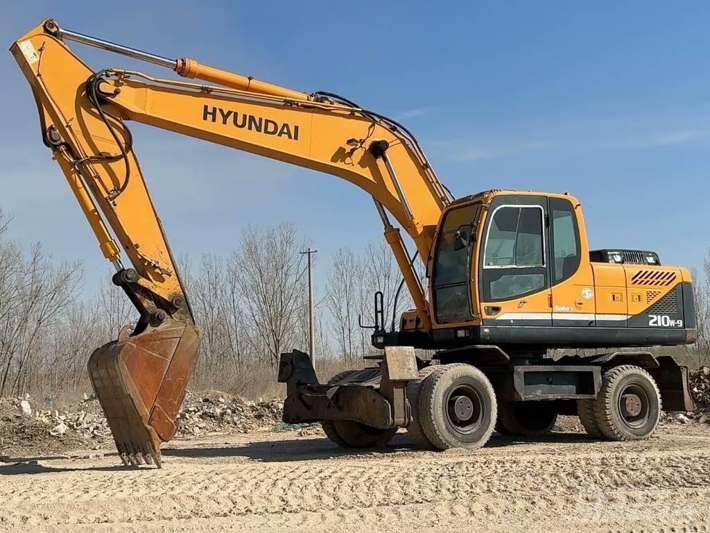 Hyundai R210W-9 Wielgraafmachines