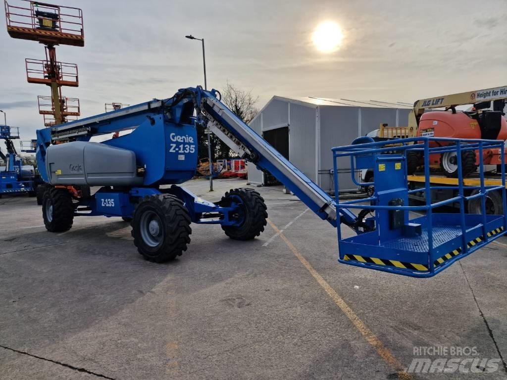 Genie Z 135/70 Knikarmhoogwerkers