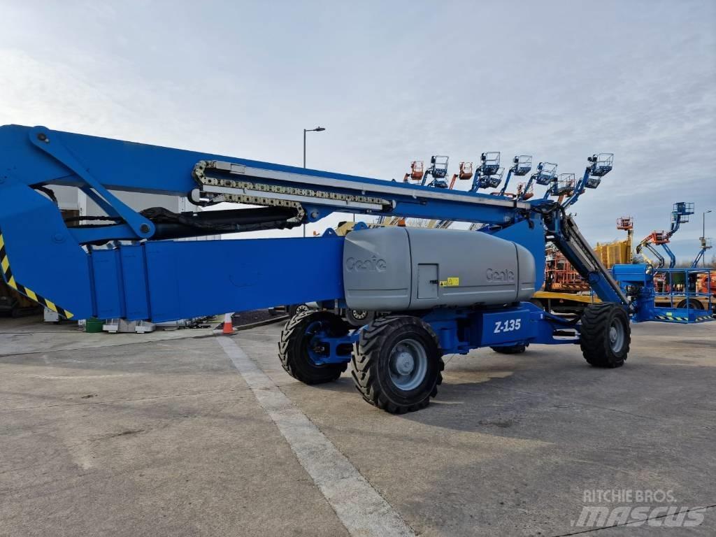 Genie Z 135/70 Knikarmhoogwerkers