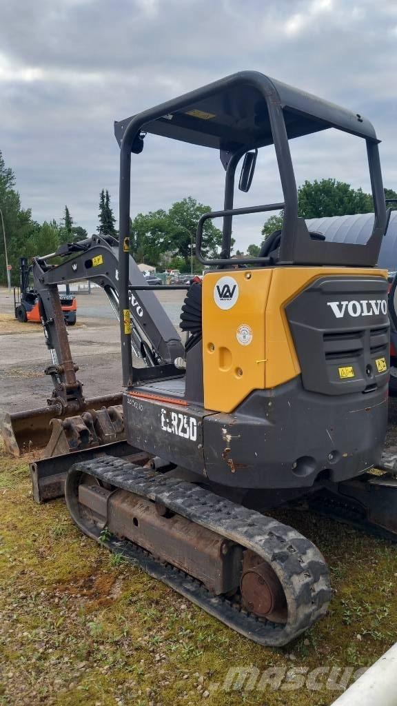 Volvo ECR 25 D Minigraafmachines < 7t