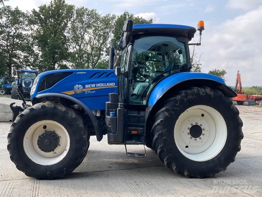 New Holland T 7.230 Tractoren