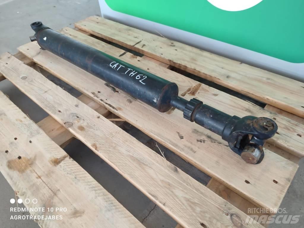 CAT TH63 drive shaft Assen