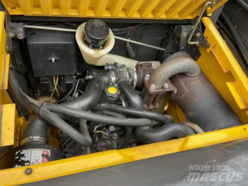 New Holland L 170 Schrankladers