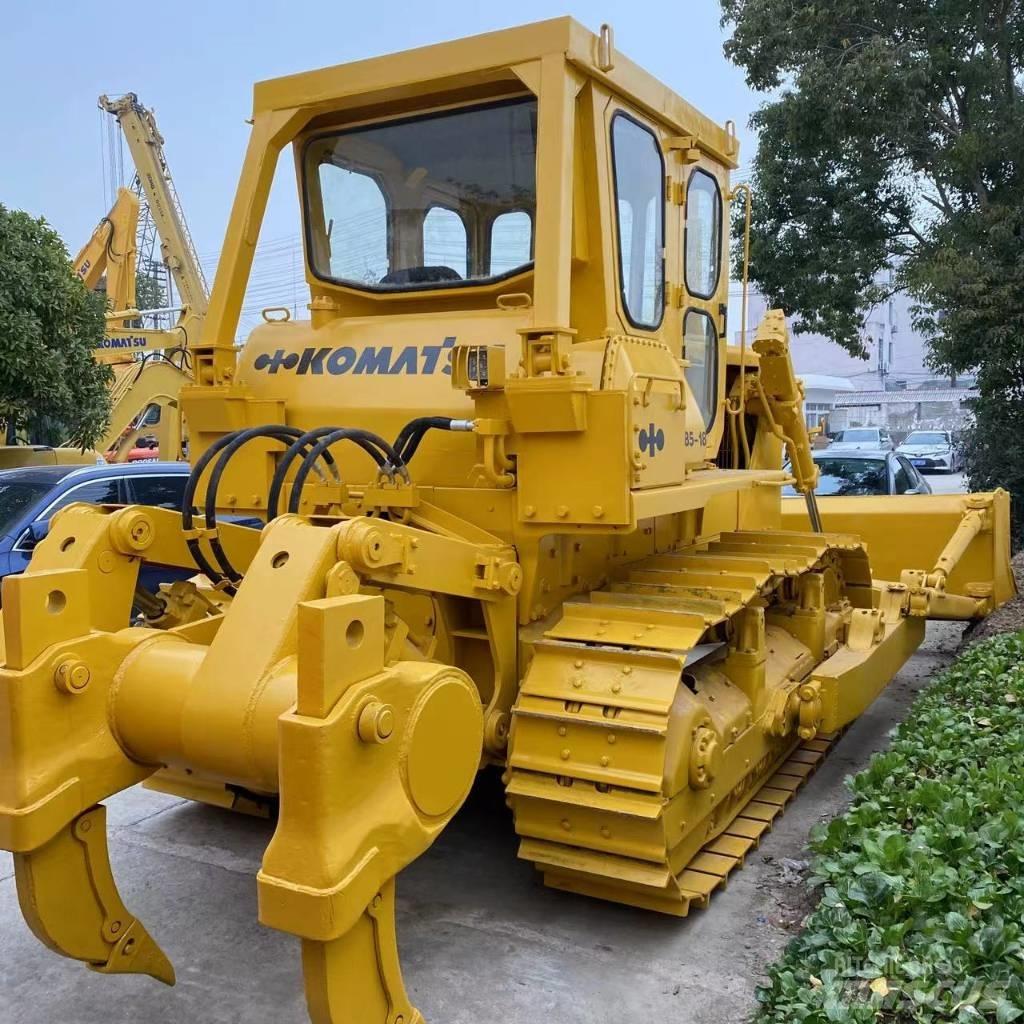 Komatsu D 85 Rupsdozers