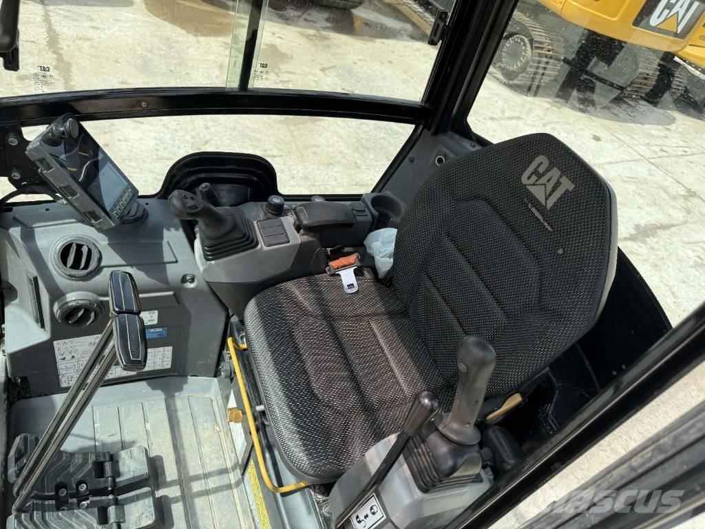 CAT 302 CR Minigraafmachines < 7t