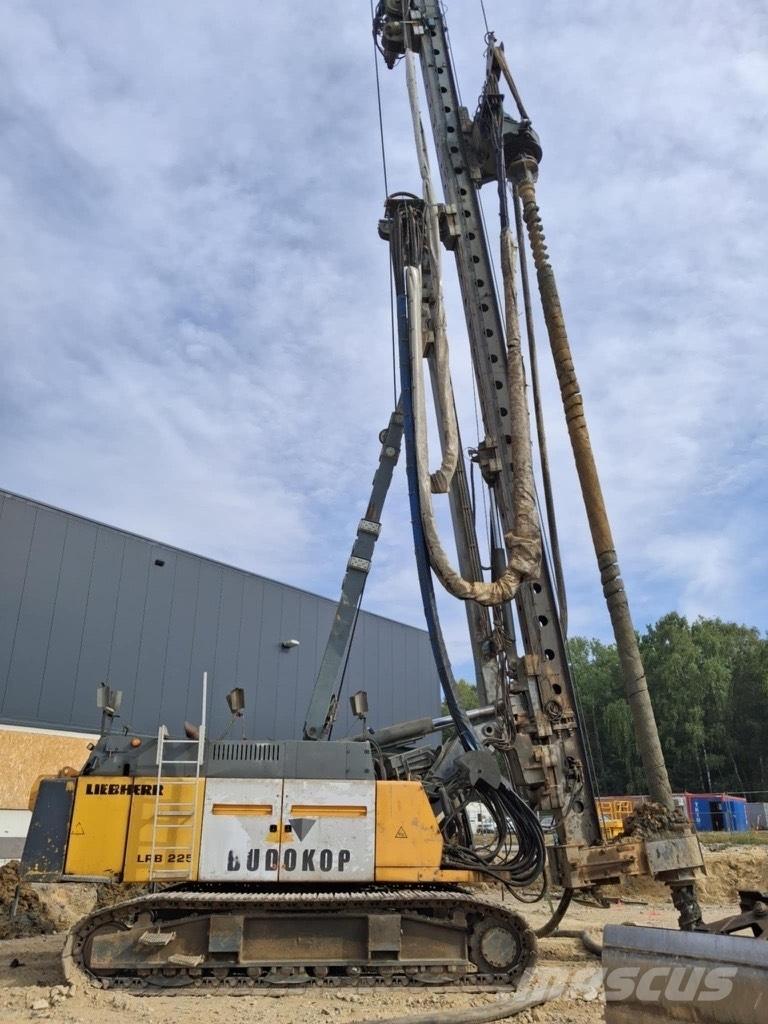 Liebherr LRB255 Heistellingen