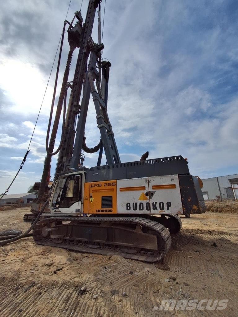 Liebherr LRB255 Heistellingen