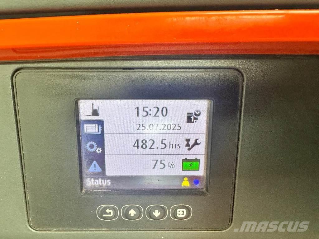Linde L 16 l Meeloop stapelaar