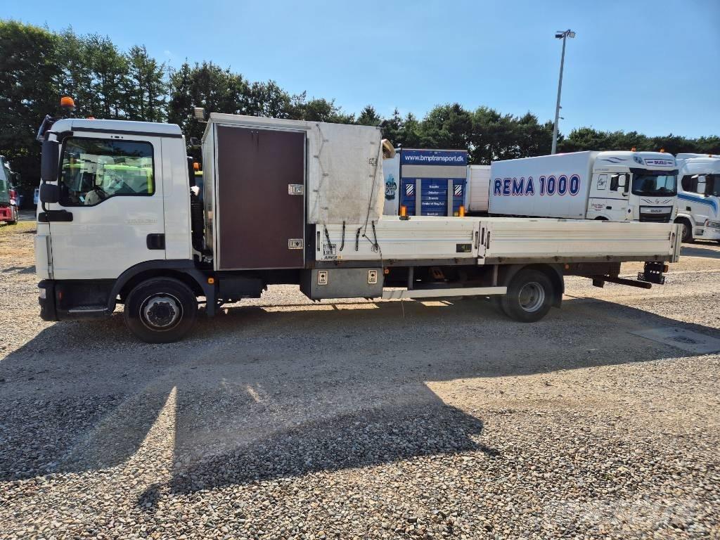 MAN TGL 12.250 4x2 Platte bakwagens