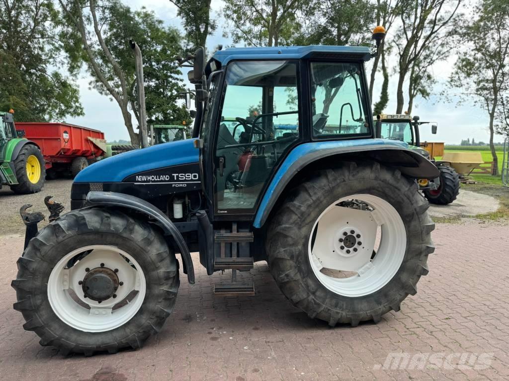 New Holland TS90 Tractoren
