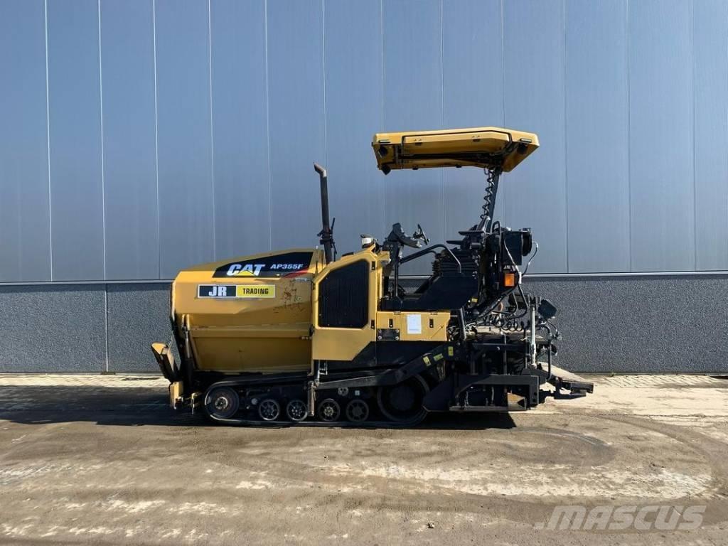 CAT AP355F Asfaltafwerkmachines