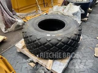 Armour 23.1-26 Banden, wielen en velgen