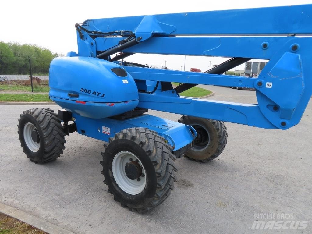 Manitou 200 ATJ Knikarmhoogwerkers