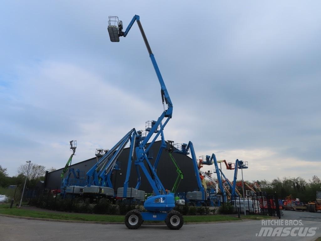 Manitou 200 ATJ Knikarmhoogwerkers