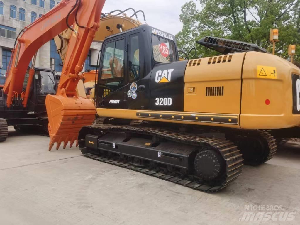 CAT 320 D Rupsgraafmachines