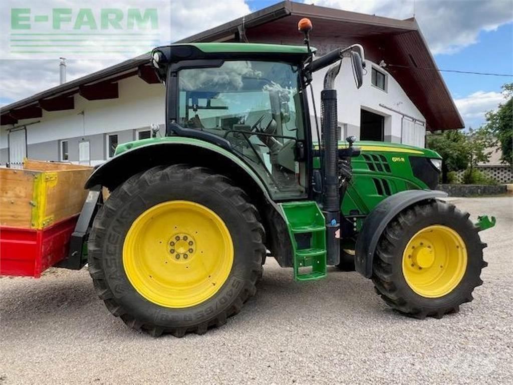 John Deere 6115R Tractoren