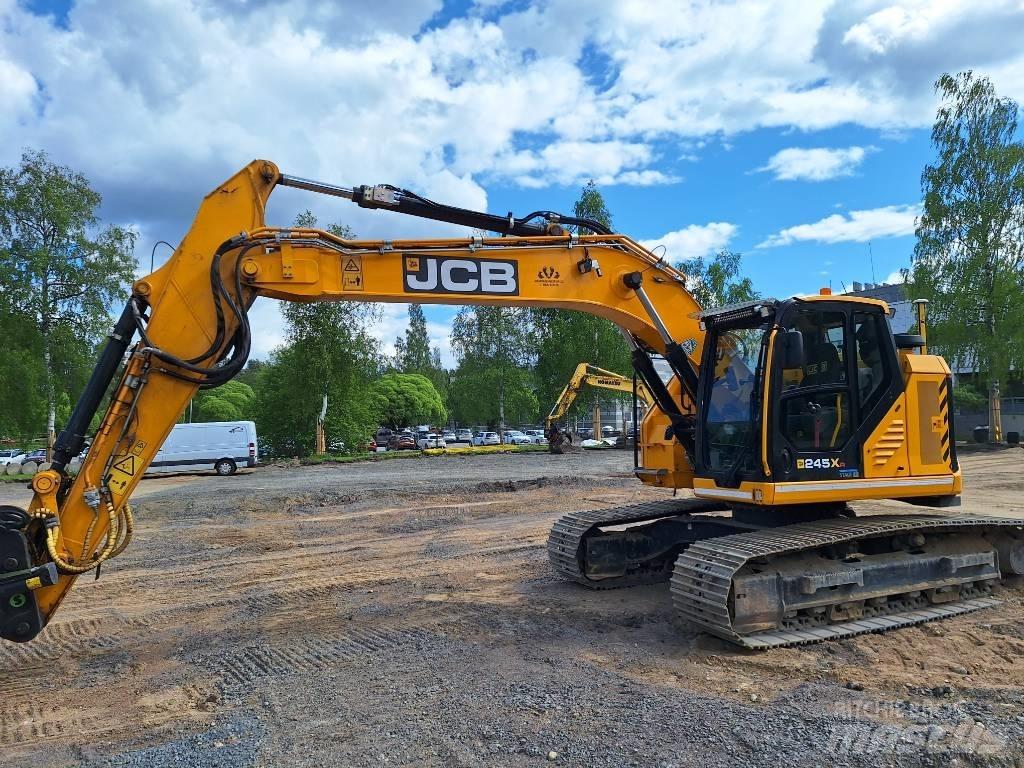 JCB 245 XR LC Rupsgraafmachines