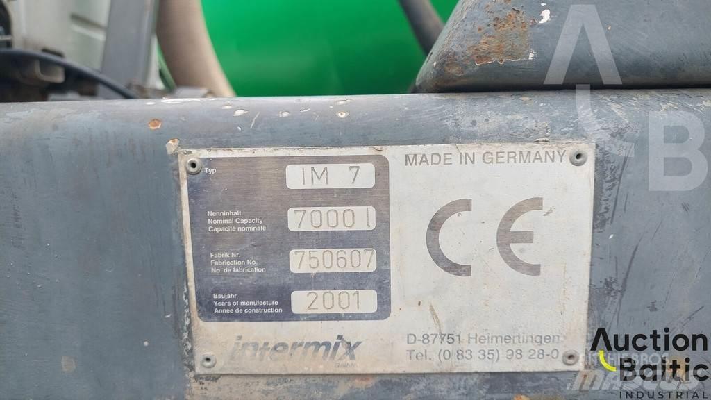 Volvo FM12 Betonmixers en pompen