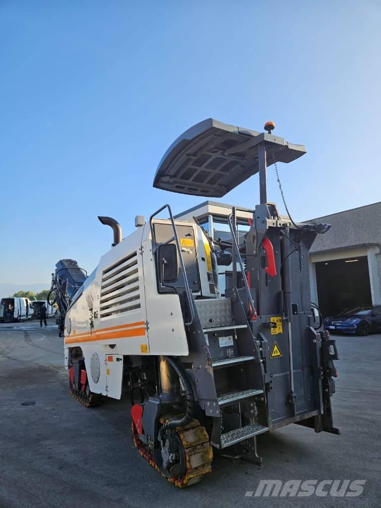 Wirtgen W 100 F Asfaltfrezen