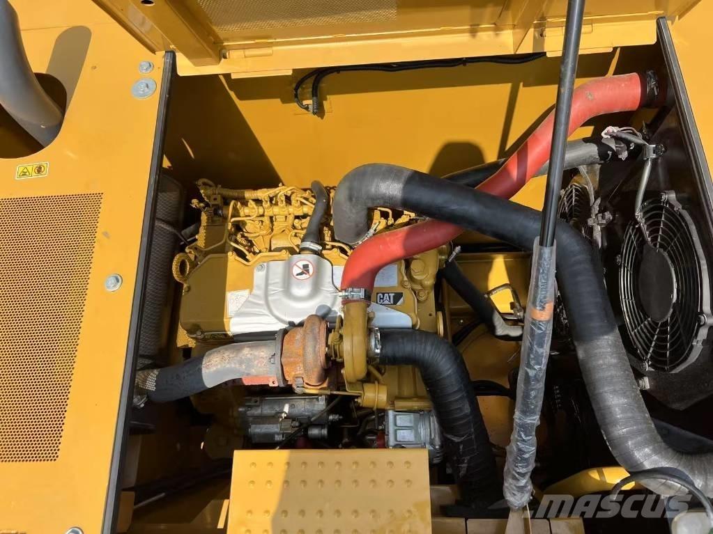 CAT 320 D GC Rupsgraafmachines