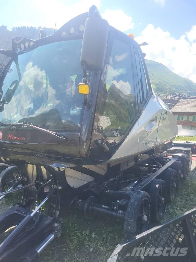 Prinoth New leitwolf Sneeuwschuivers en -ruimers