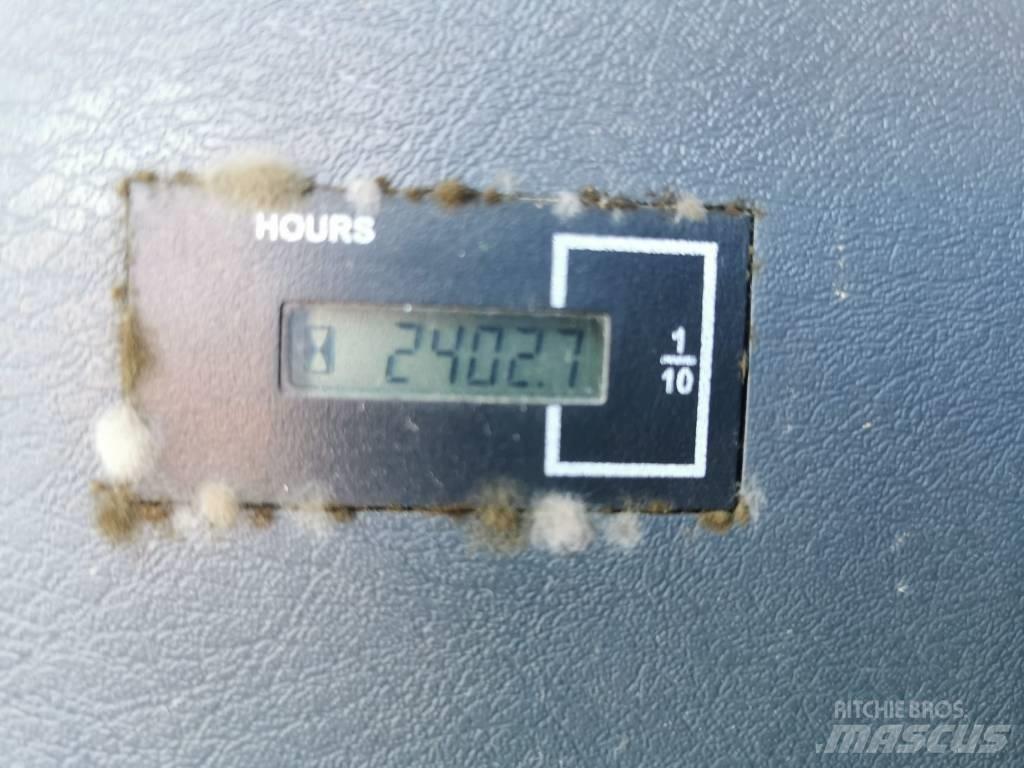 Hyundai HX 145 LCR Rupsgraafmachines