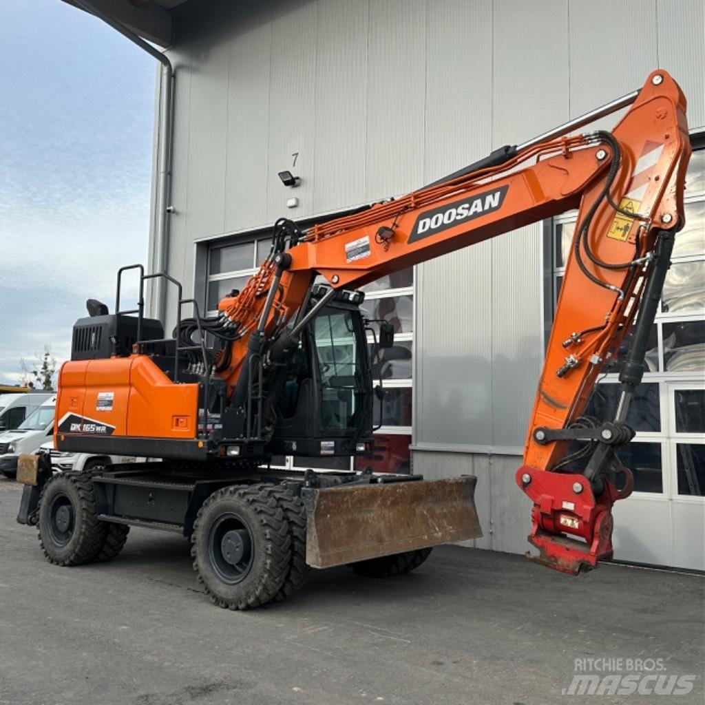 Develon DX165WR-7 Wielgraafmachines