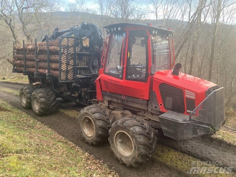 Komatsu 835tx Uitrijwagens