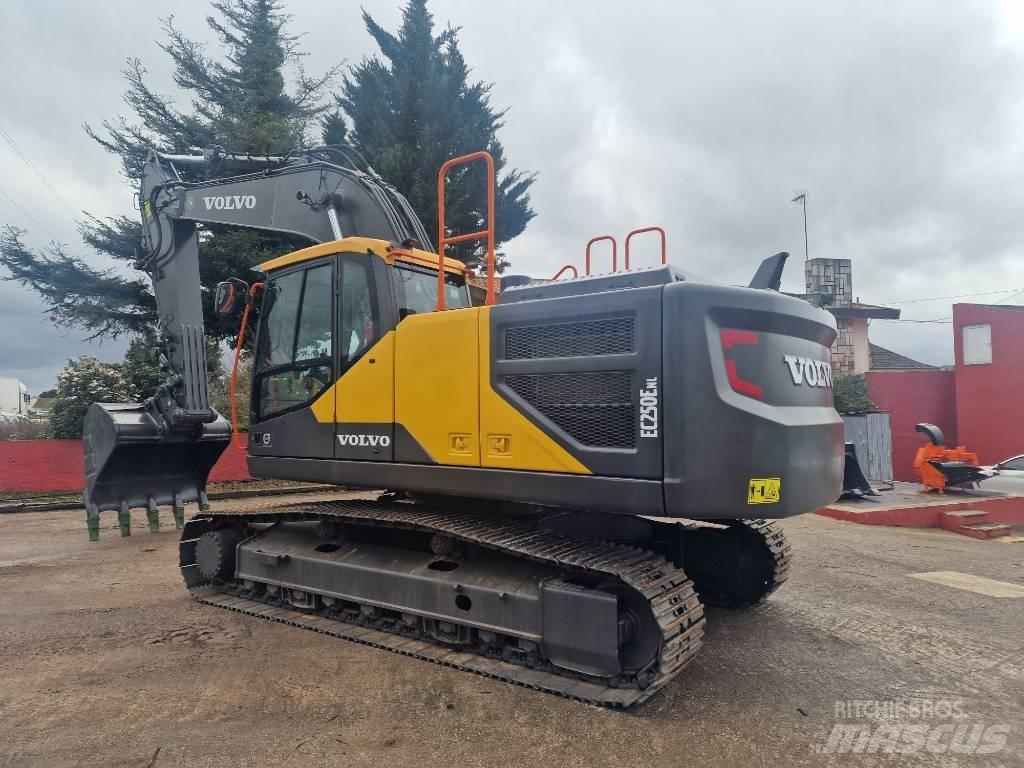 Volvo EC 250 ELN Rupsgraafmachines