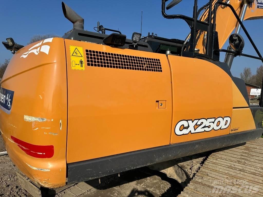 CASE CX 250 D Rupsgraafmachines