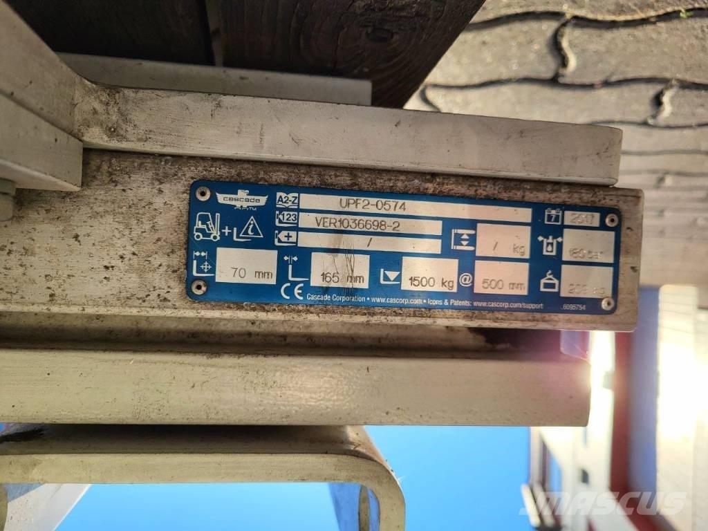 Cascade UPF2-0574 Overige gebruikte aanbouwapparatuur en componenten