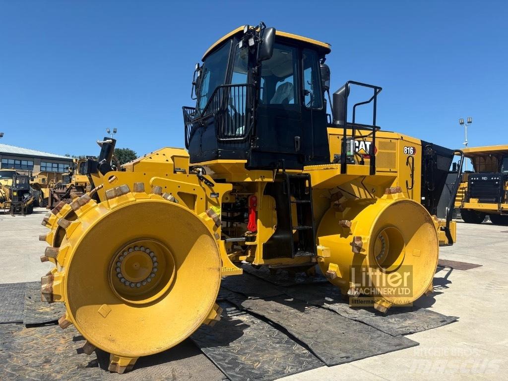 CAT 816 Afvalpersen