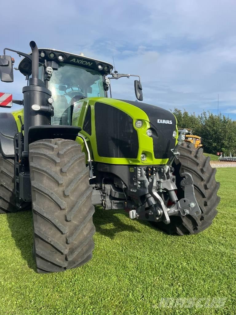 CLAAS AXIO 960 Tractoren