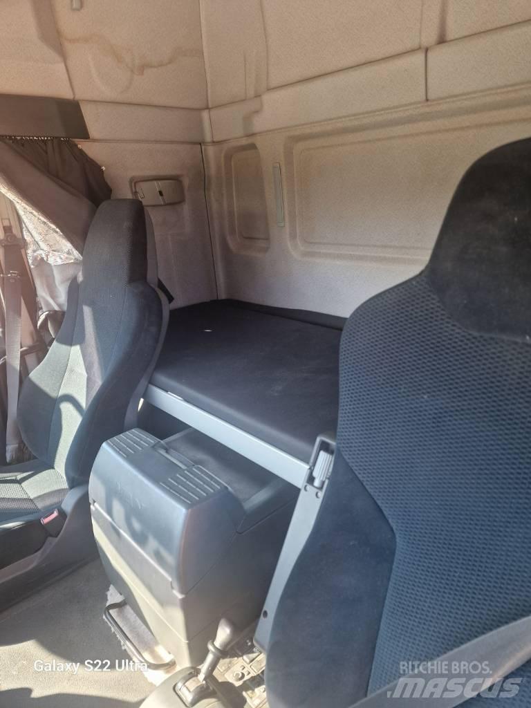MAN TGL 12.250 Platte bakwagens