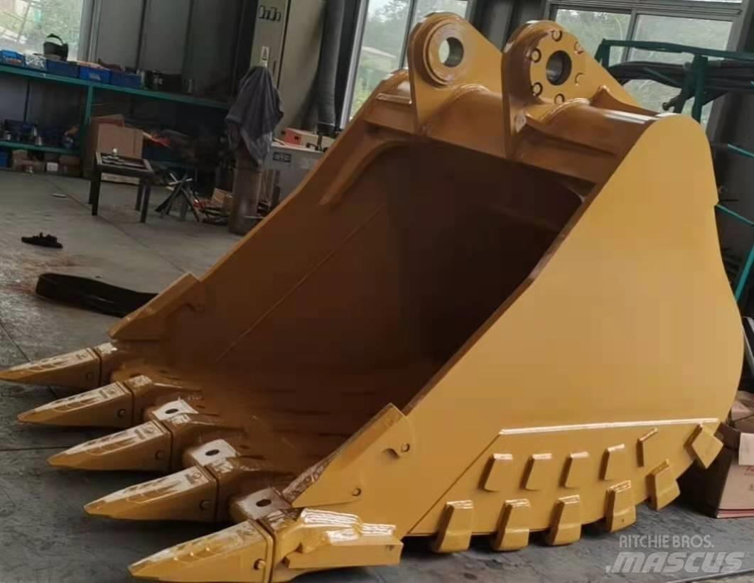 CAT 349 Rock Bucket Bakken
