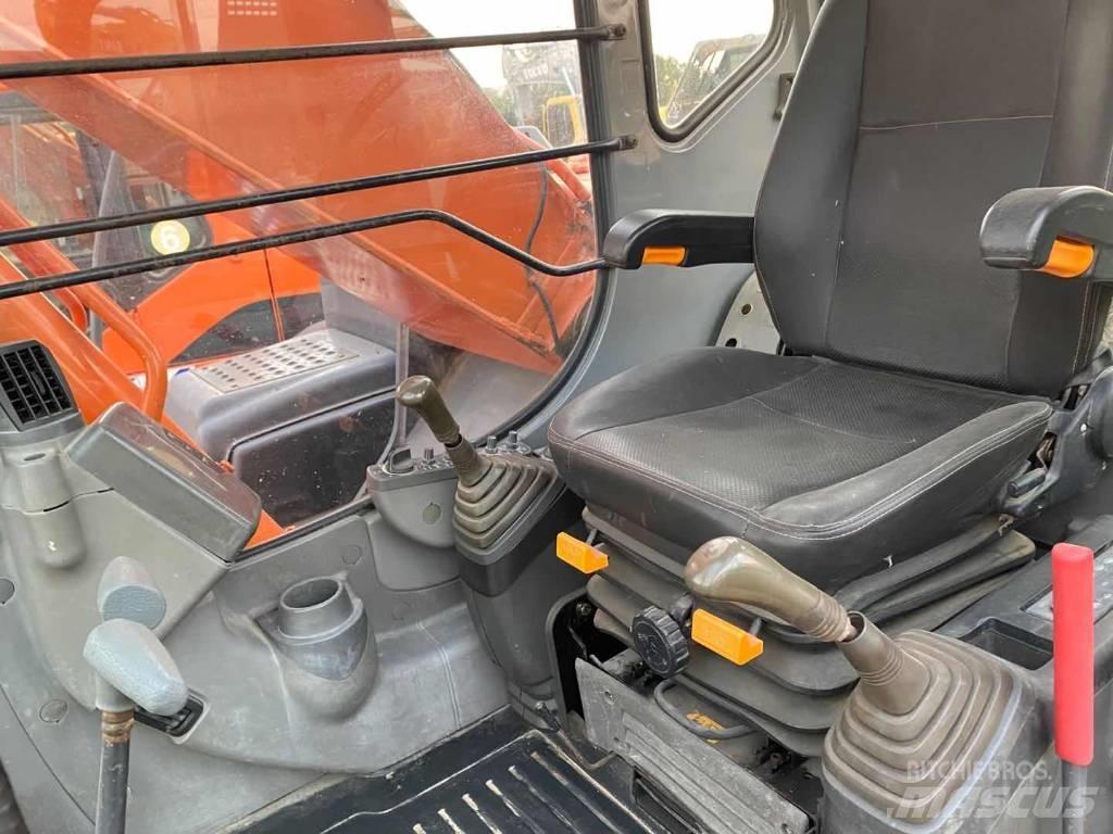 Hitachi ZX 210 Rupsgraafmachines