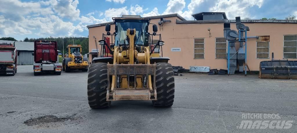 CAT 972 K Wielladers