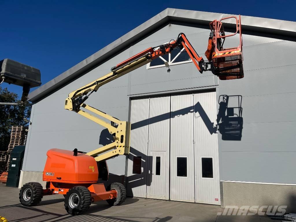 JLG 520 AJ Knikarmhoogwerkers