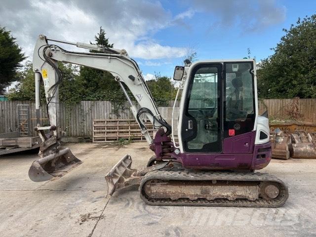 Takeuchi TB 260 Minigraafmachines < 7t