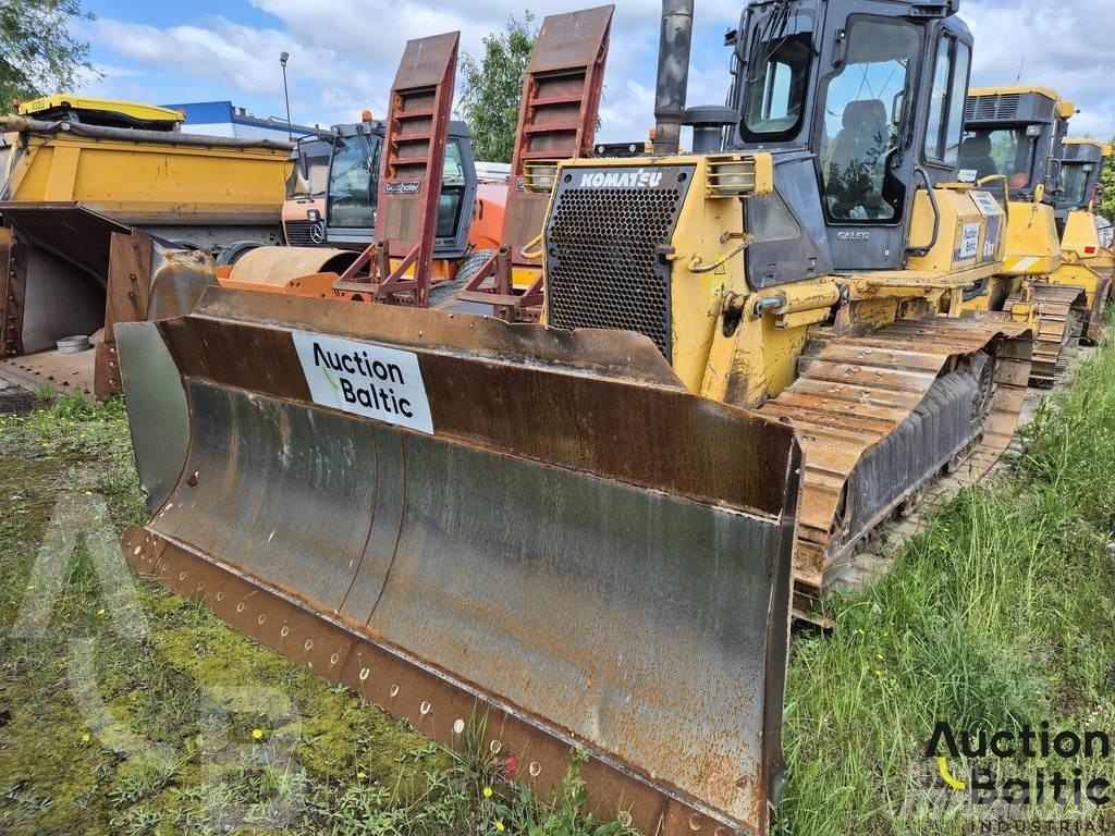 Komatsu D61EX-15 Rupsdozers
