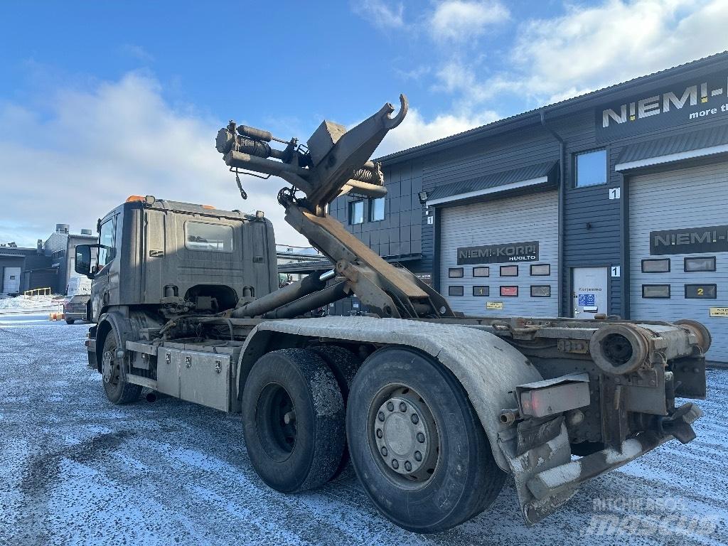 Scania P420 6x2*4 Vrachtwagen met containersysteem