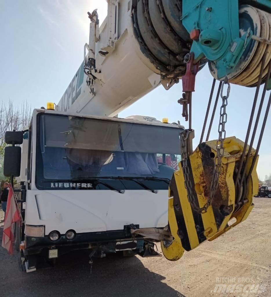 Liebherr LTM 1060-2 Kranen voor alle terreinen