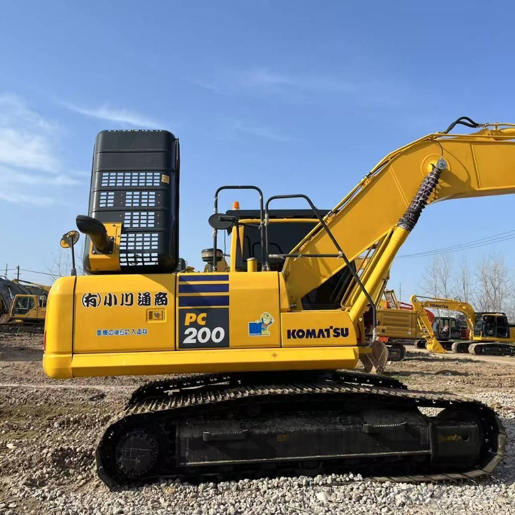 Komatsu PC 200 Rupsgraafmachines