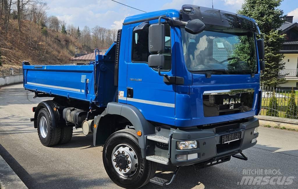 MAN TGM 18.290 4X4 Kipper