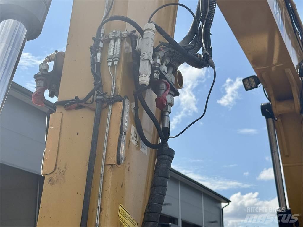 CAT 310 Midigraafmachines 7t - 12t
