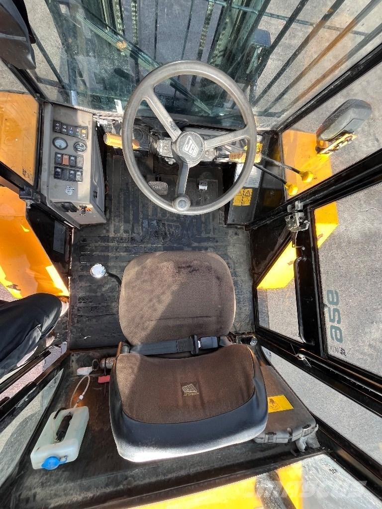 JCB 926 RTFL Vorkheftruck voor zwaar terrein