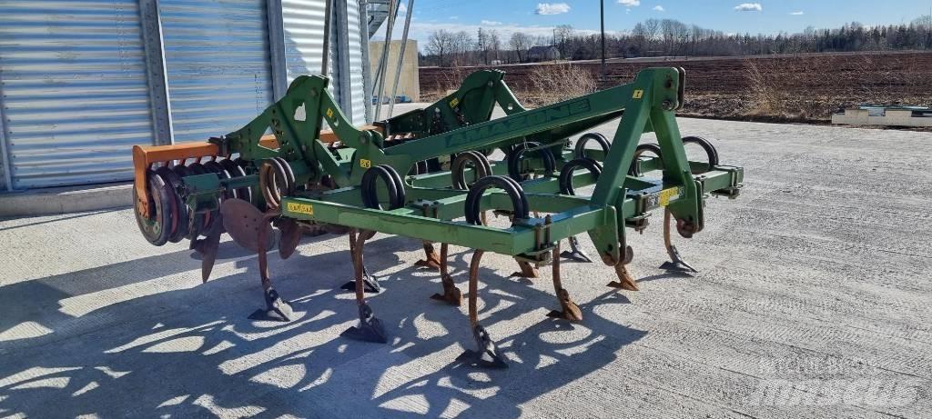 Amazone Cenius 3001 Cultivatoren