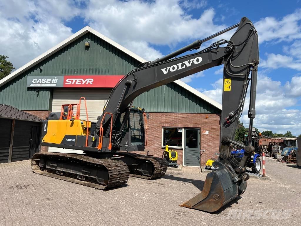 Volvo EC 200 E Rupsgraafmachines