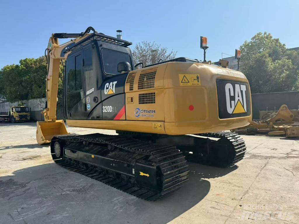 CAT 320 D L Rupsgraafmachines